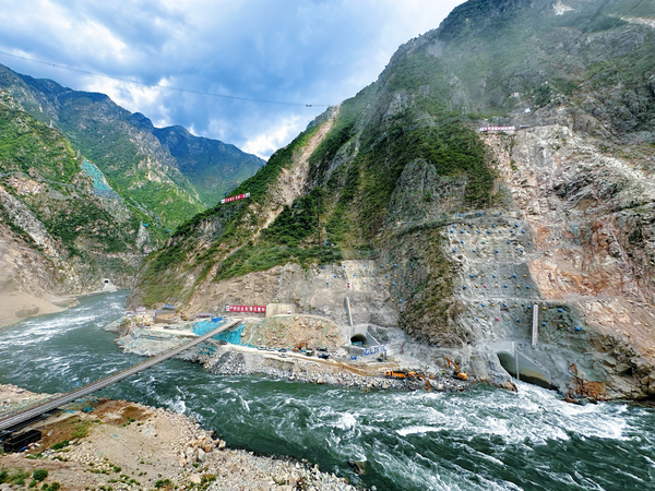 工程全景。崔晨天 攝.png